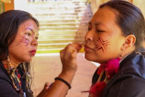 Artistas indígenas da região do Rio Negro marcam presença no lançamento do Centro